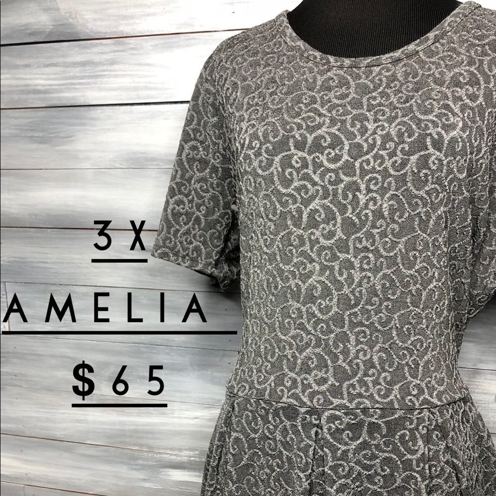 LuLaRoe Amelia
